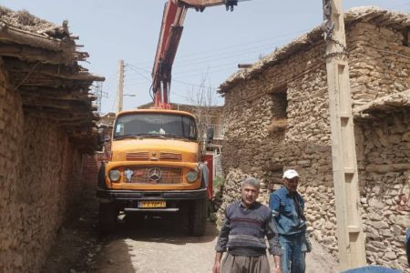 شبکه برق ۳۵۸ روستای کردستان بهسازی شد