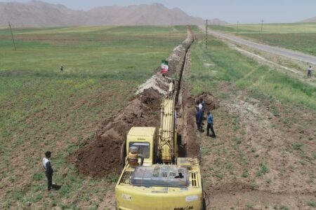 انجام ۱۵۲ کیلومتر خط انتقال و شبکه توزیع آب در استان اصفهان