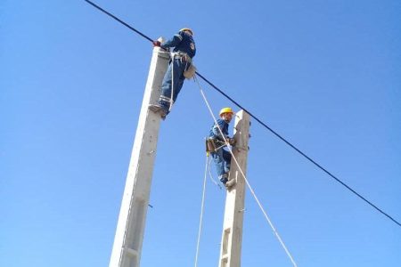 اجرای طرح بهینه سازی 17 هزار متر شبکه توزیع برق در شهرستان سمنان