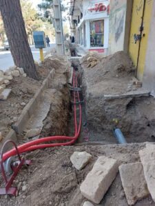 اجرای عملیات احداث کابل ۲۰ کیلو ولت در شهرستان دامغان