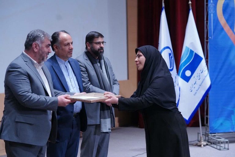 کسب-رتبه-برتر-روابط-عمومی-شرکت-آب-و-فاضل