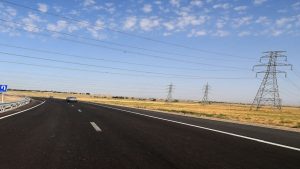 آغاز عملیات راه اندازی ونصب ۲ دستگاه ترانس در شهر سرابله و روستای هلسم