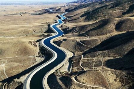 اجرای طرح انتقال آب از دریای عمان به شرق کشور با کاربری صنعتی و شرب