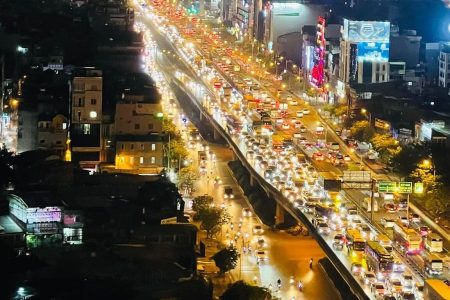 موج گرما در ویتنام: تلاش برای کاهش مصرف برق و تنظیم روشنایی عمومی
