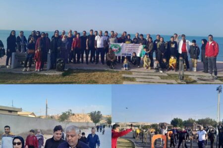 پیاده روی کارکنان صنعت آب و برق استان بوشهر در ساحل خلیج فارس