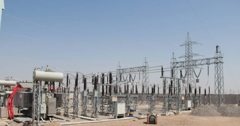 بهره برداری از سه طرح تامین برق و انرژی در استان فارس