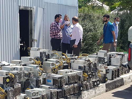 جمع آوری ۶۰۰۰ دستگاه استخراج  رمز ارز غیرمجاز در مشهد 