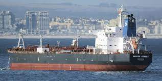 کشتی ایرانی حمل سوخت به لبنان، دولت آمریکا را به وحشت انداخت.