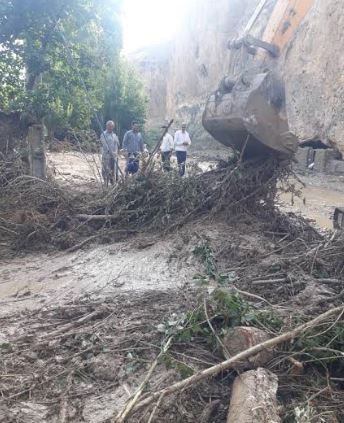خسارت سیل به تاسیسات آبرسانی روستای گلابر