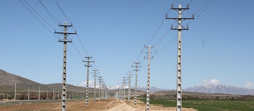 اجرای طرح های زیر بنایی برق در مناطق روستایی اصفهان