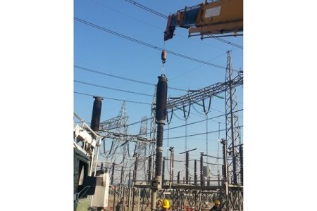 با هدف تامین برق پایدار مشترکان استان های تهران و البرز انجام شد؛ نصب تجهیزات ساخت داخل در پست ۲۳۰ کیلوولت نیروگاه سیکل ترکیبی شهید منتظرقائم