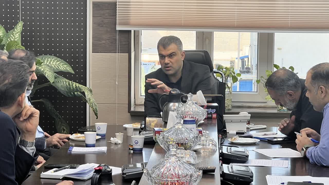 بررسی-چالشهای-آبرسانی-شهرستان-باوی