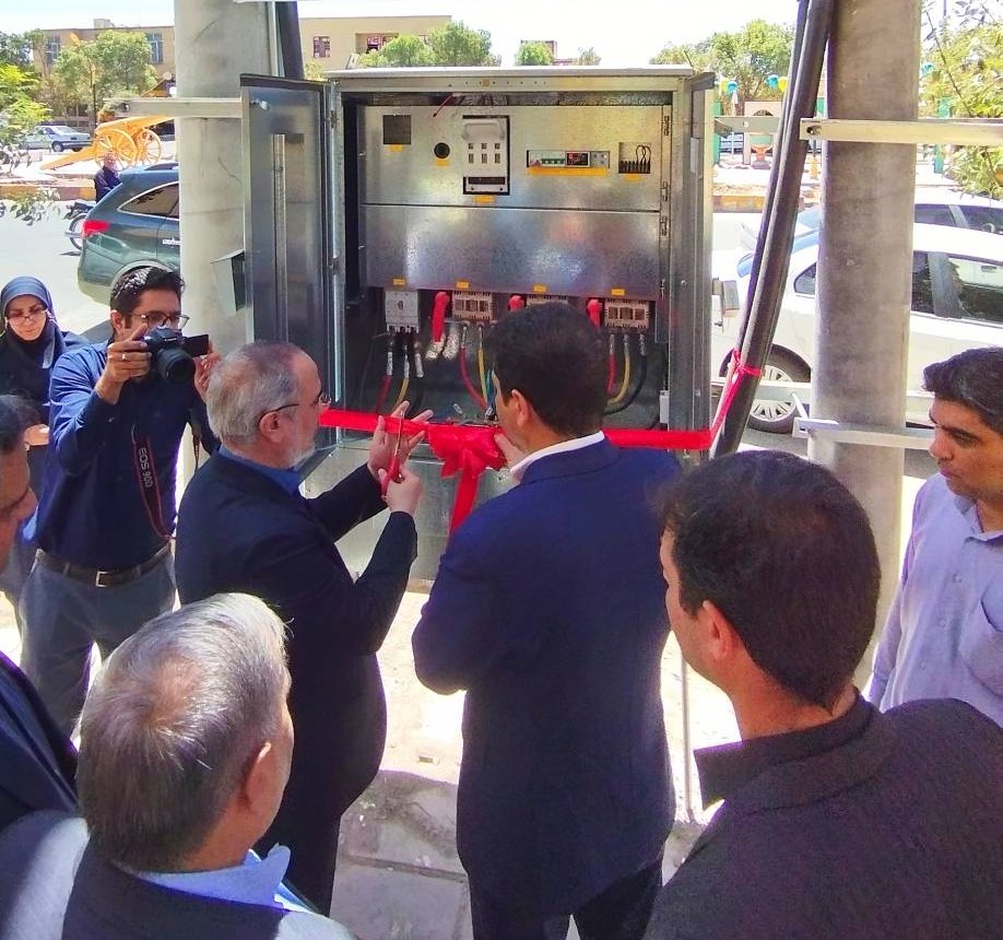 بهره‌برداری از ۵۴ پروژه برق‌رسانی در بردسیر با اعتبار ۲۱۰۰ میلیارد ریال
