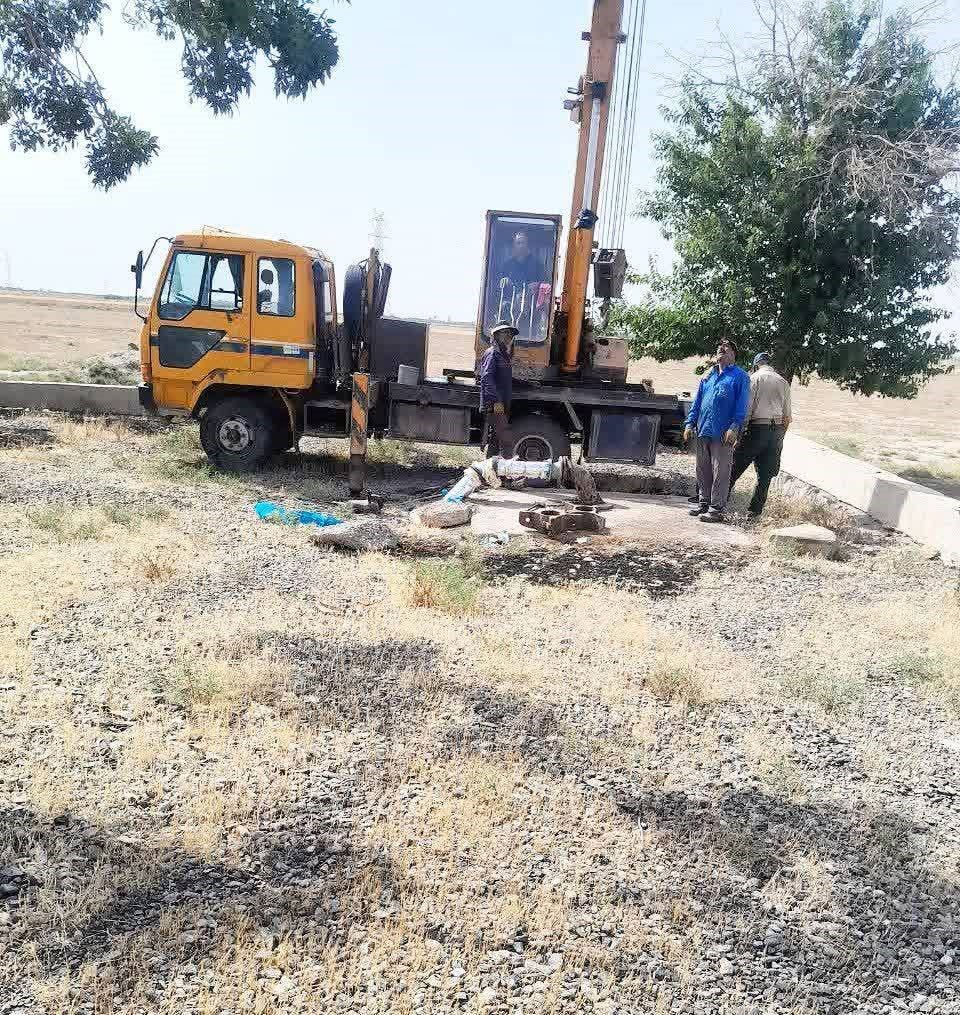 رفع مشکل کم آبی ۵۰۰ مشترک روستای شاداب نیشابور با احیای چاه آب شرب