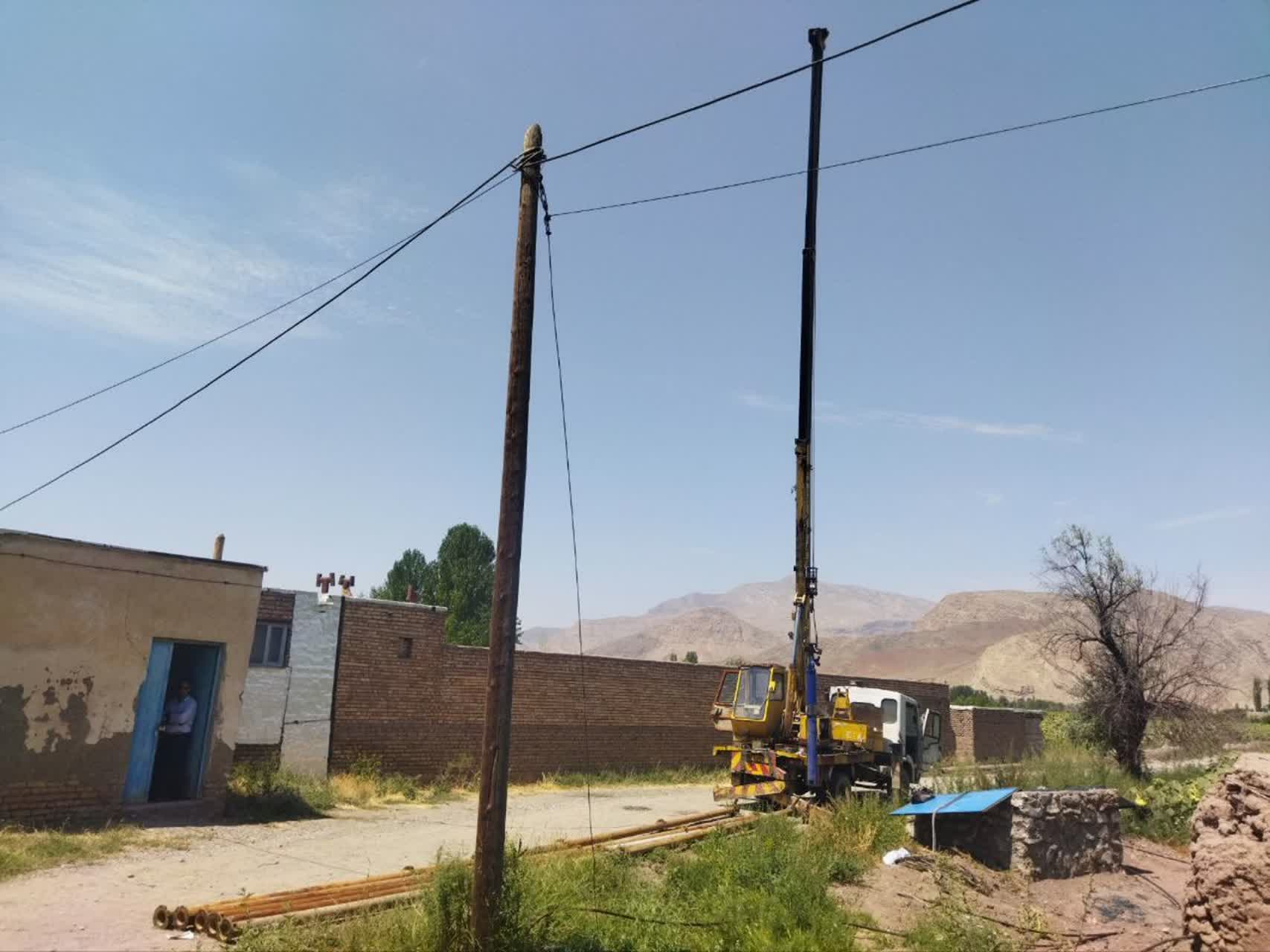 رفع کمبود آب روستای بیله‌وار با تعویض الکتروپمپ شناور