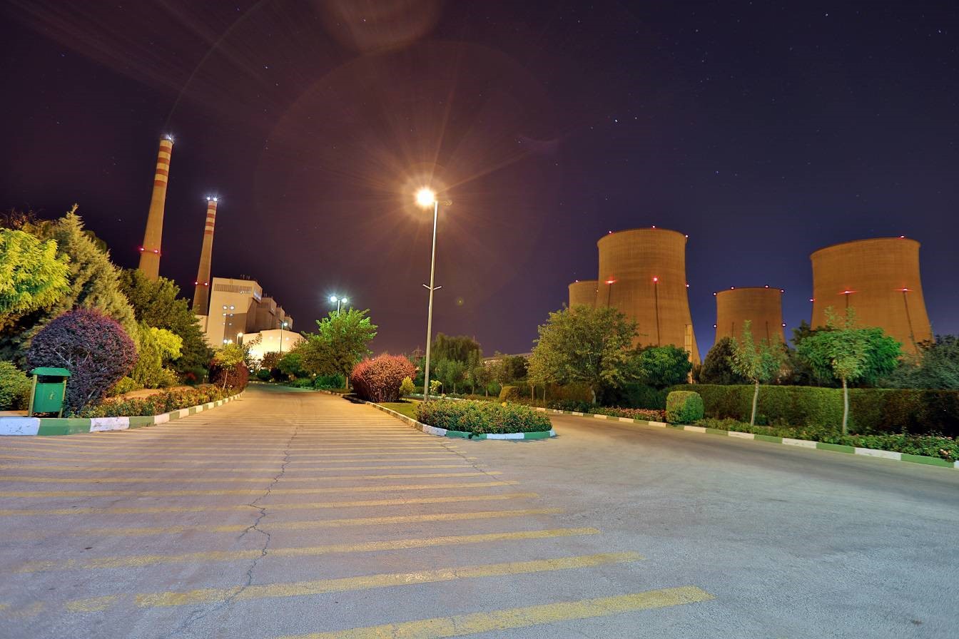 افزایش ۲.۳۱ درصدی تولید خالص نیروگاه حرارتی شازند در مردادماه ۱۴۰۵