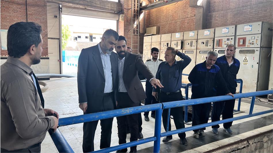 بازدید-مهندس-عبیداوی-از-تصفیهخانه-آب