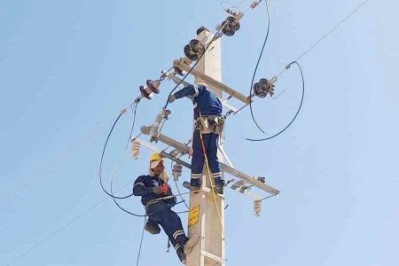 اجرای طرح بهسازی ۱۸ هزار متر شبکه توزیع برق در شهرستان میامی