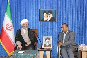 دیدار مدیرعامل شركت آب و فاضلاب استان سمنان با امام جمعه سمنان