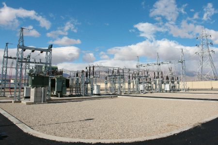 بهره برداری از پروژه های شرکت برق منطقه ای سمنان در شهرستان دامغان با اعتباری معادل 811/59 میلیون ریال