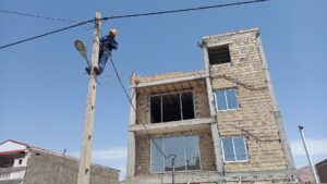 اجرای رزمایش نصب کنتور های متقاضیان برق شهرستان شاهرود