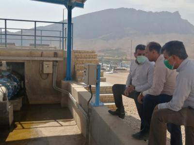 مدیر عامل شرکت آبفا فارس از پروژه ها و برخی تأسیسات آبرسانی شهرستان داراب بازدید کرد