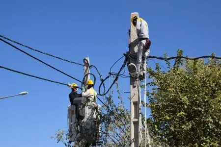 شبکه برق ۶ روستای چالدران آذربایجان غربی اصلاح و بهینه‌سازی شد