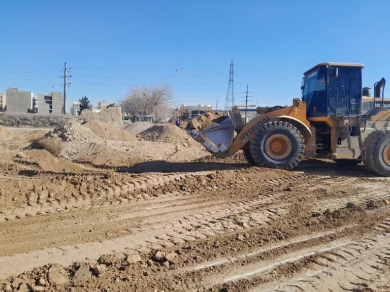 پنج هزار متر مربع از بستر و حریم رودخانه کرج رفع تصرف شد