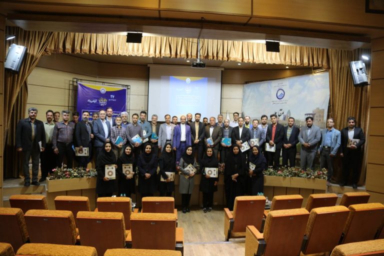 روابط عمومی و آموزش همگانی ویترین شرکت است
