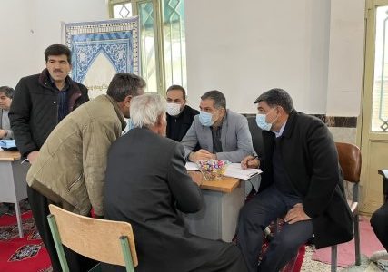 میز ارتباطات مردمی شرکت توزیع برق استان کرمانشاه در شهر کوزران