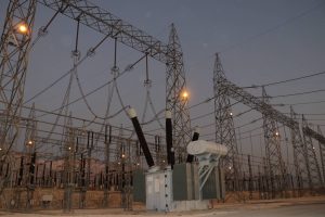 پروژه توسعه و افزايش ظرفيت پست 400 كيلوولت كنگان برقدار شد