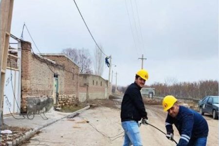 66 کیلومتر از شبکه سیم مسی در سطح شهرستان نقده به کابل خودنگهدار تبدیل شد