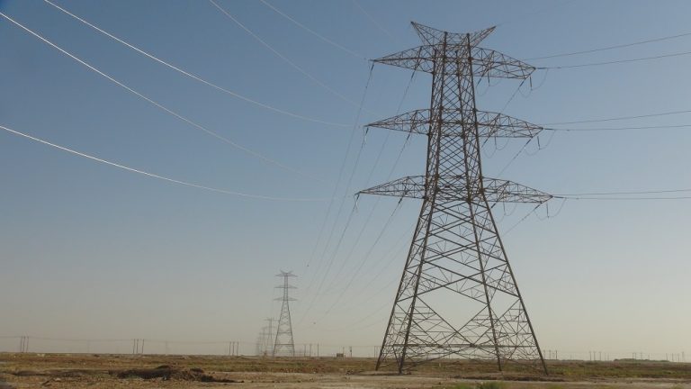 خط چهار مداره 132 کیلوولت تغذیه کننده رینگ شهرستان اهواز ایمن‌سازی شد‎