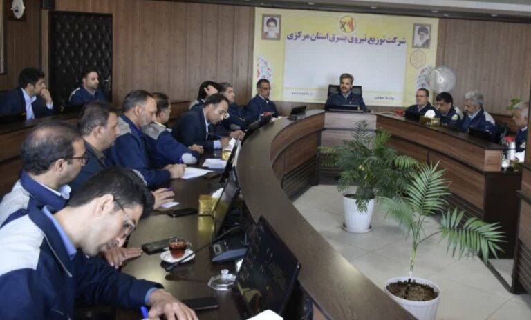 عبور موفق از پیک بار تابستان امسال مهمترین رویکرد توزیع برق استان مرکزی