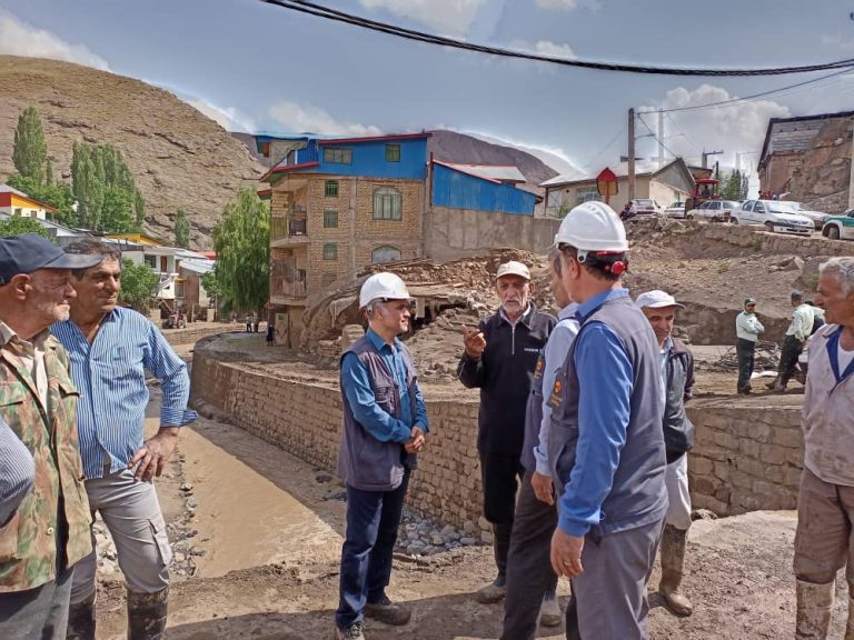 خسارت-سیل-به-تاسیسات-برق-شهرستان-طالقان