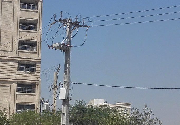 60 دستگاه کلید گازی فرمان از راه دور در شبکه برق اهواز نصب شد