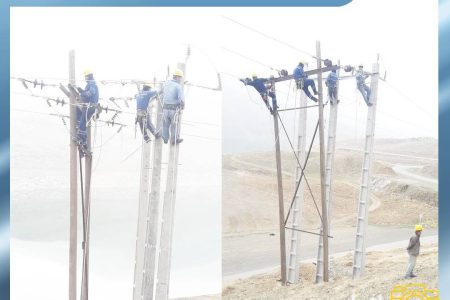 نصب 11 دستگاه ترانس هوایی در شبکه برق مهاباد