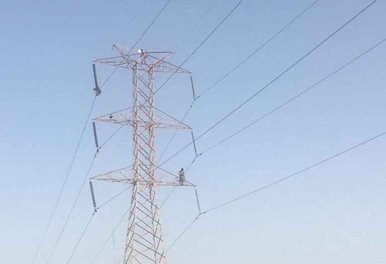 افزايش ظرفيت انتقال بار خطوط فوق توزيع شهر اهواز