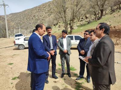 وضعیت آبرسانی به روستاهای کامفیروز مرودشت بررسی شد