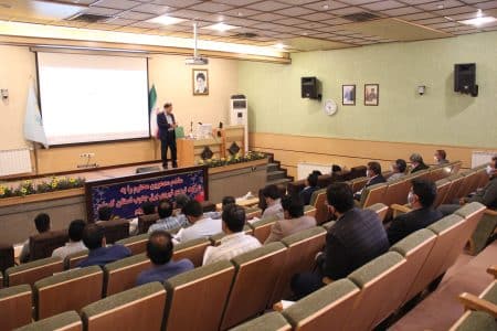 تشریح برنامه های گذر از پیک ۱۴۰۱ شرکت توزیع نیروی برق جنوب کرمان