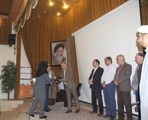 تجلیل از خادمین مراسم جمع خوانی قرآن کریم درماه مبارک رمضان