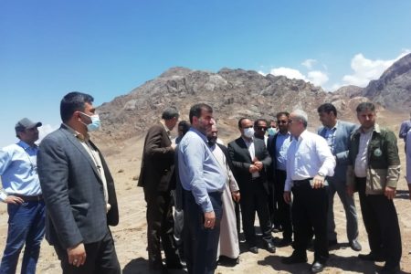 بازدید استاندار کرمان و مدیرعامل آب منطقه ای از مناطق خسارت دیده از سیلاب