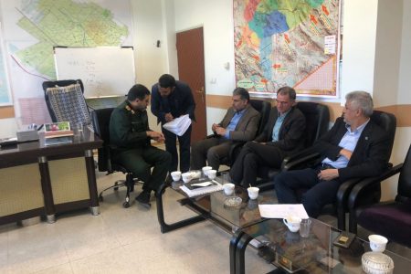 جلسه مشترک با حضور نمایندگان شرکت آبفا یزد با قرارگاه سازندگی استان در خصوص آب‌رسانی به روستاهای محروم