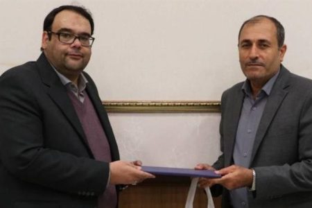 مدیر روابط عمومی شرکت توزیع نیروی برق استان از سوی وزارت نیرو تقدیر شد