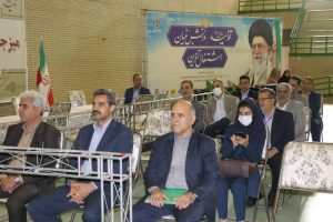 آغاز به کار میز ارتباطات مردمی وزارت نیرو همزمان با سفر ریاست جمهوری به استان مرکزی