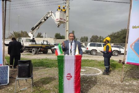 آیین افتتاح و کلنگ زنی پروژه های شرکت توزیع نیروی برق استان ایلام در شهرستان مهران