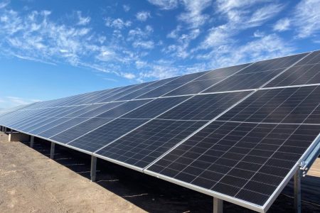 نیروگاه ۱۰ مگاواتی خورشیدی نرماشیر کرمان به بهره برداری رسید
