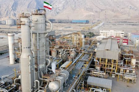 تزریق بیش از ۷۰۰ مگاوات برق مازاد بر نیاز توسط صنایع نفتی جنوب استان