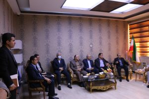 وزیر نیرو از طرح های در حال اجرای حوزه آب و برق کردستان بازدید کرد