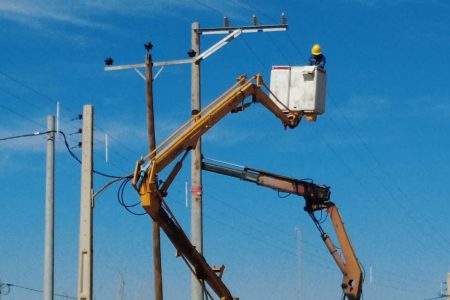 بهینه سازی شبکه توزیع برق ۳۷روستای شهرستان شازند